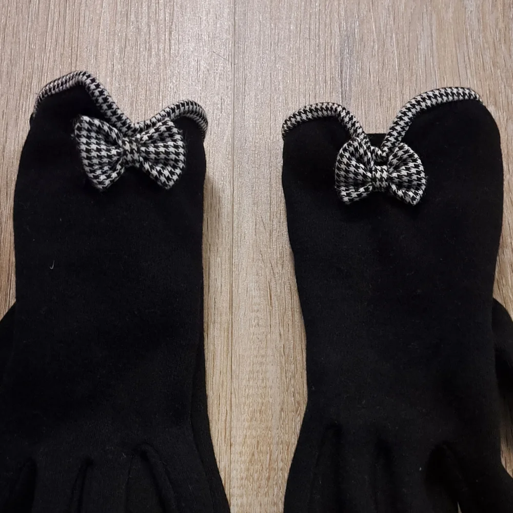 Black Women's Bow Detail Winter Gloves